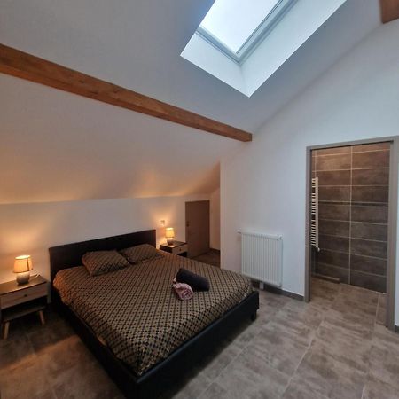 Vue Montagne: Appartement Neuf avec Parking Privé Chorges Exterior photo