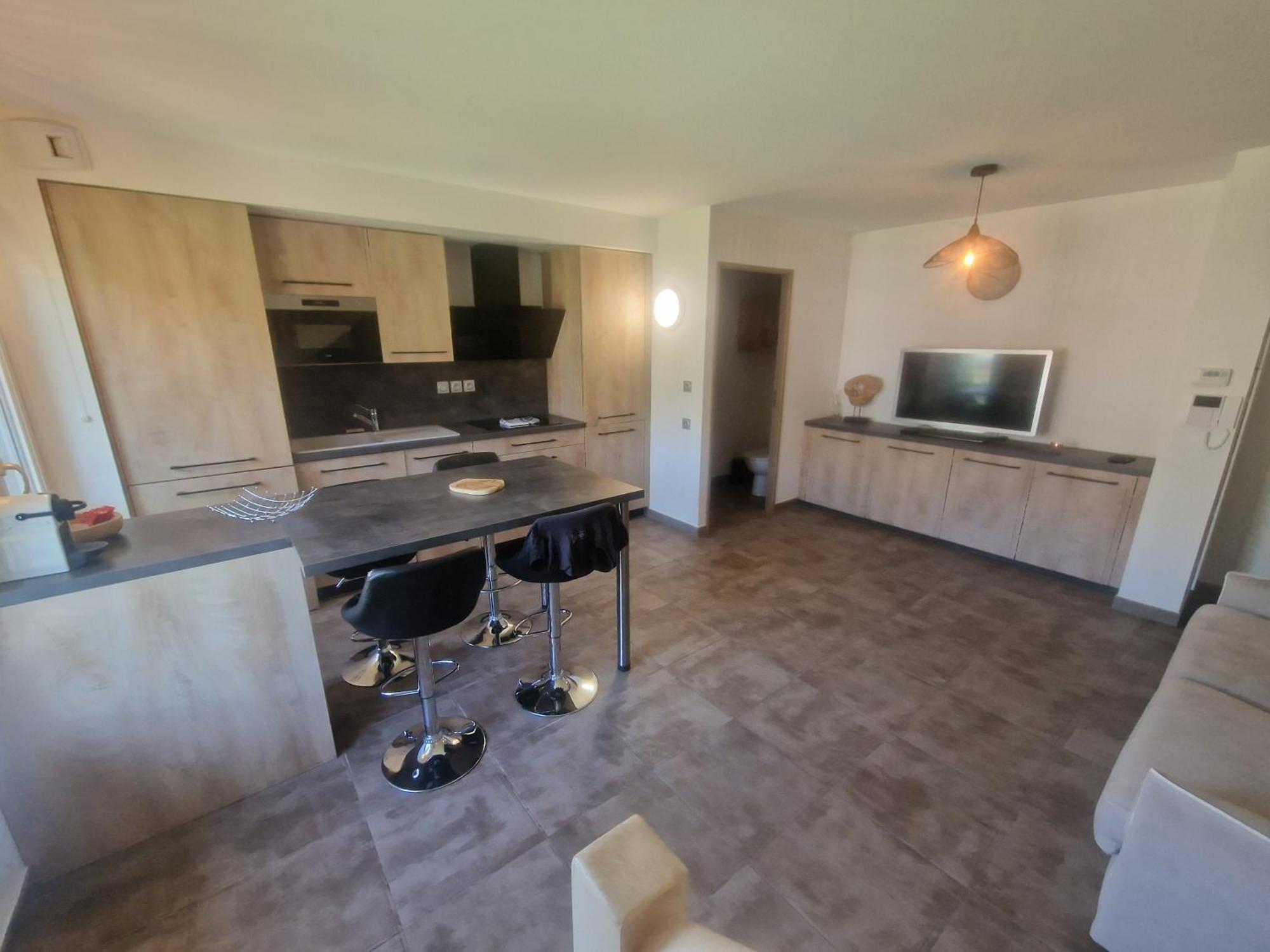 Vue Montagne: Appartement Neuf avec Parking Privé Chorges Exterior photo