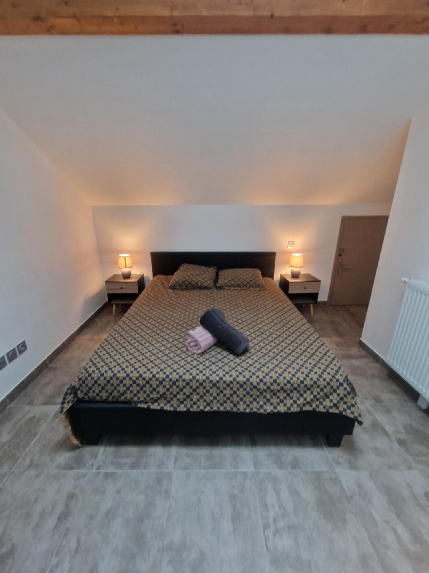 Vue Montagne: Appartement Neuf avec Parking Privé Chorges Exterior photo